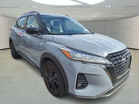 Certified 2024 Nissan Kicks SR w/ SR Premium Package image 7