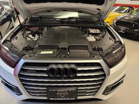 Used 2019 Audi Q7 3.0T Premium Plus w/ Premium Plus Package AWD/4WD image 19