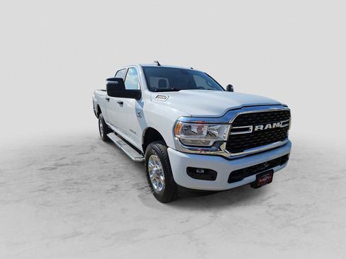 Used 2024 RAM 2500 Big Horn w/ Off Road Package image 2