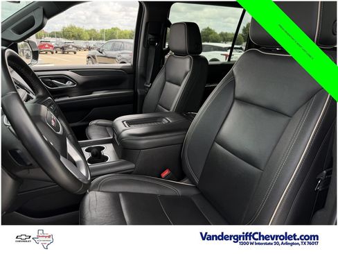 Used 2024 GMC Yukon XL SLT RWD image 25