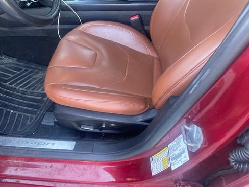 Used 2019 Ford Fusion Titanium AWD/4WD image 10