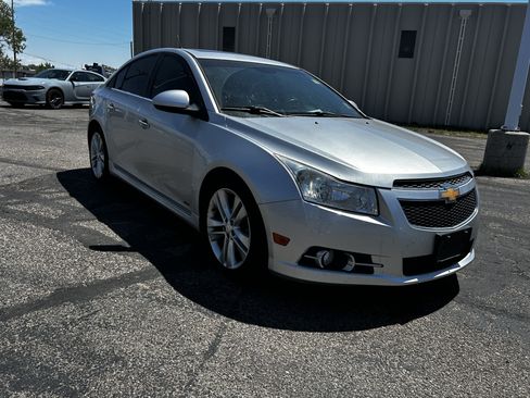Used 2014 Chevrolet Cruze LTZ w/ RS Package FWD image 7