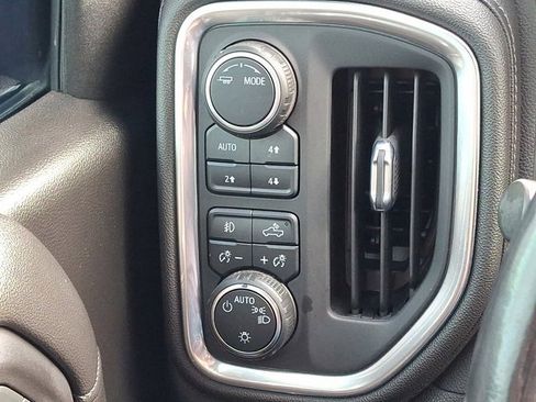 Used 2022 Chevrolet Silverado 1500 LT Trail Boss w/ Convenience Package II image 27