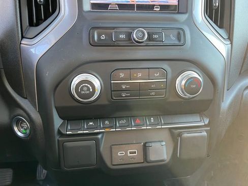 Used 2024 GMC Sierra 1500 Pro w/ Pro Value Package image 18