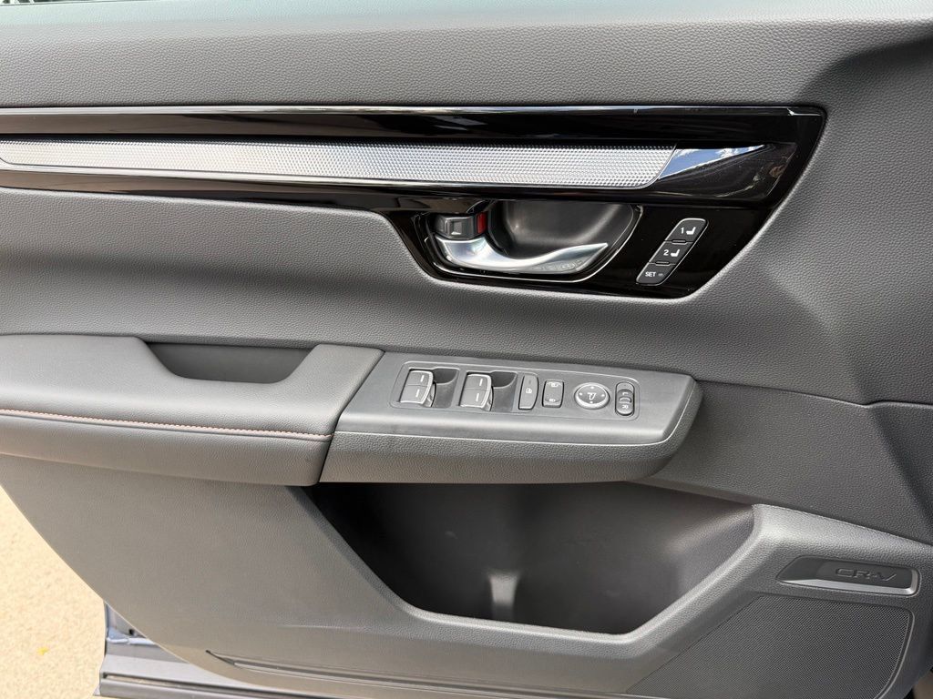 Certified 2026 Honda CR-V Sport Touring image 29