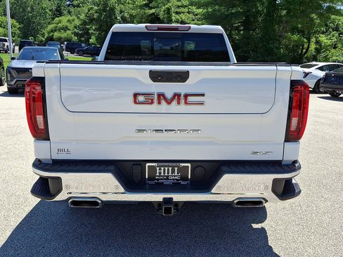 Used 2022 GMC Sierra 1500 SLT w/ SLT Premium Plus Package AWD/4WD image 22