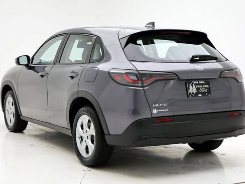 Used 2025 Honda HR-V LX image 6