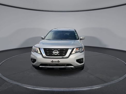 Used 2020 Nissan Pathfinder S image 3