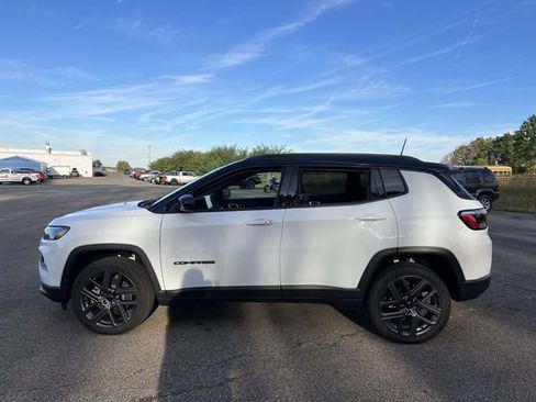 New 2026 Jeep Compass Limited w/ Sun, Sound & Navigation Group AWD/4WD image 4