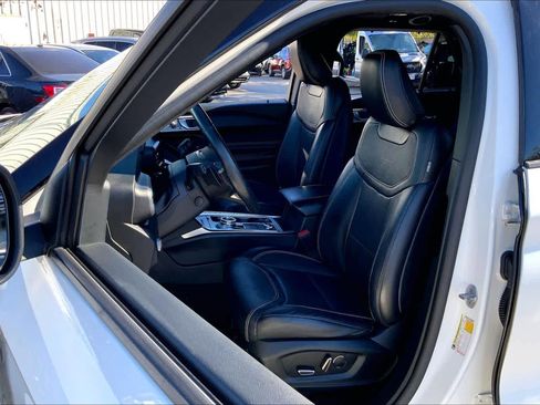 Used 2020 Ford Explorer ST image 7