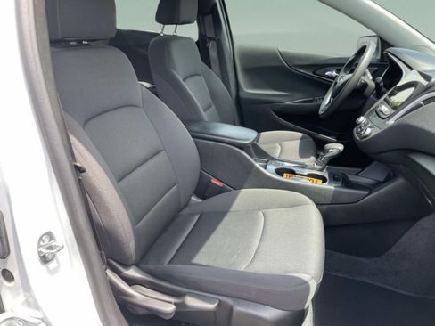 Used 2023 Chevrolet Malibu LS FWD image 18