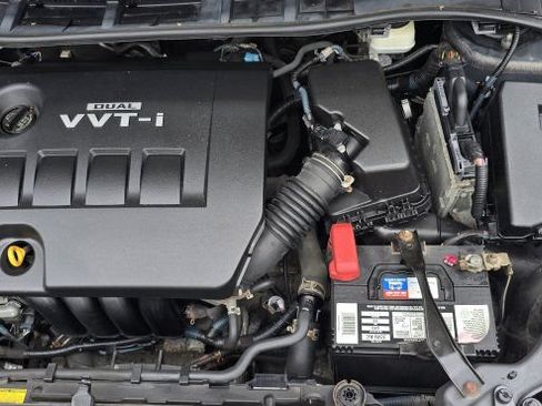 Used 2010 Toyota Corolla LE FWD image 35
