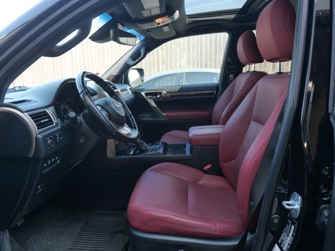 Certified 2021 Lexus GX 460 Premium w/ Premium Plus Package image 8