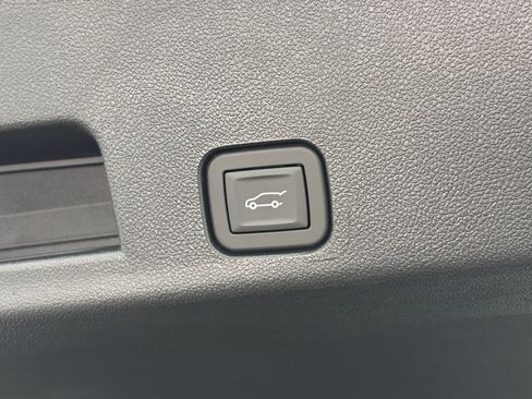 New 2026 Buick Enclave Preferred w/ Power Package AWD/4WD image 13