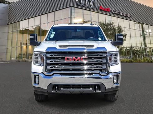Used 2022 GMC Sierra 2500 SLE w/ SLE Value Package; image 6