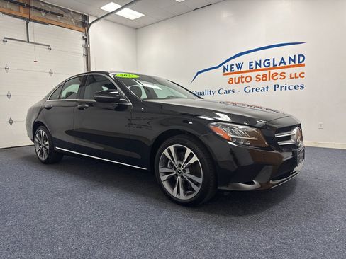 Used 2021 Mercedes-Benz C 300 4MATIC Sedan w/ Premium Package image 4