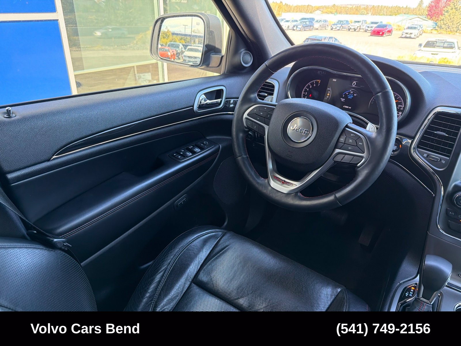 Used 2018 Jeep Grand Cherokee Trailhawk w/ Trailhawk Luxury Group AWD/4WD image 12