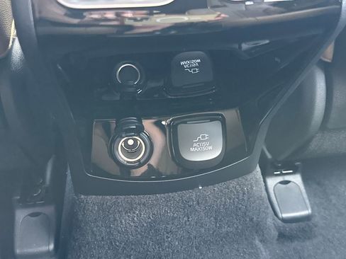 New 2025 Kia Sorento SX Prestige w/ Olive Brown Leather Package image 18