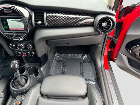 Used 2019 MINI Cooper S FWD image 17