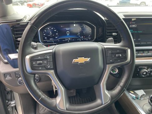 Used 2023 Chevrolet Silverado 1500 LT w/ Leather Package AWD/4WD image 44