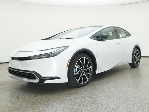 New 2026 Toyota Prius Plug-In Hybrid image 6