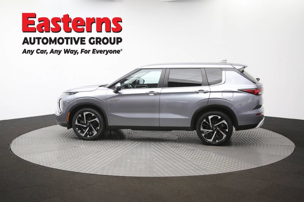 Used 2023 Mitsubishi Outlander SE AWD/4WD image 63