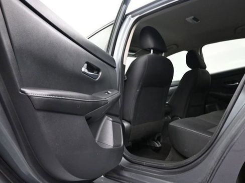 Used 2022 Nissan Sentra SV w/ All-Weather Package FWD image 12