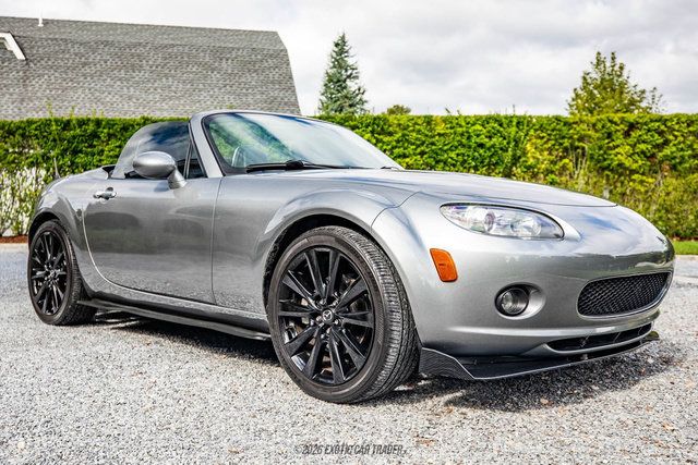 Used 2008 MAZDA MX-5 Miata Grand Touring w/ Premium Pkg RWD image 12