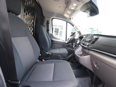 Used 2025 Ford Transit 250 Low Roof w/ Exterior Upgrade Package RWD image 9