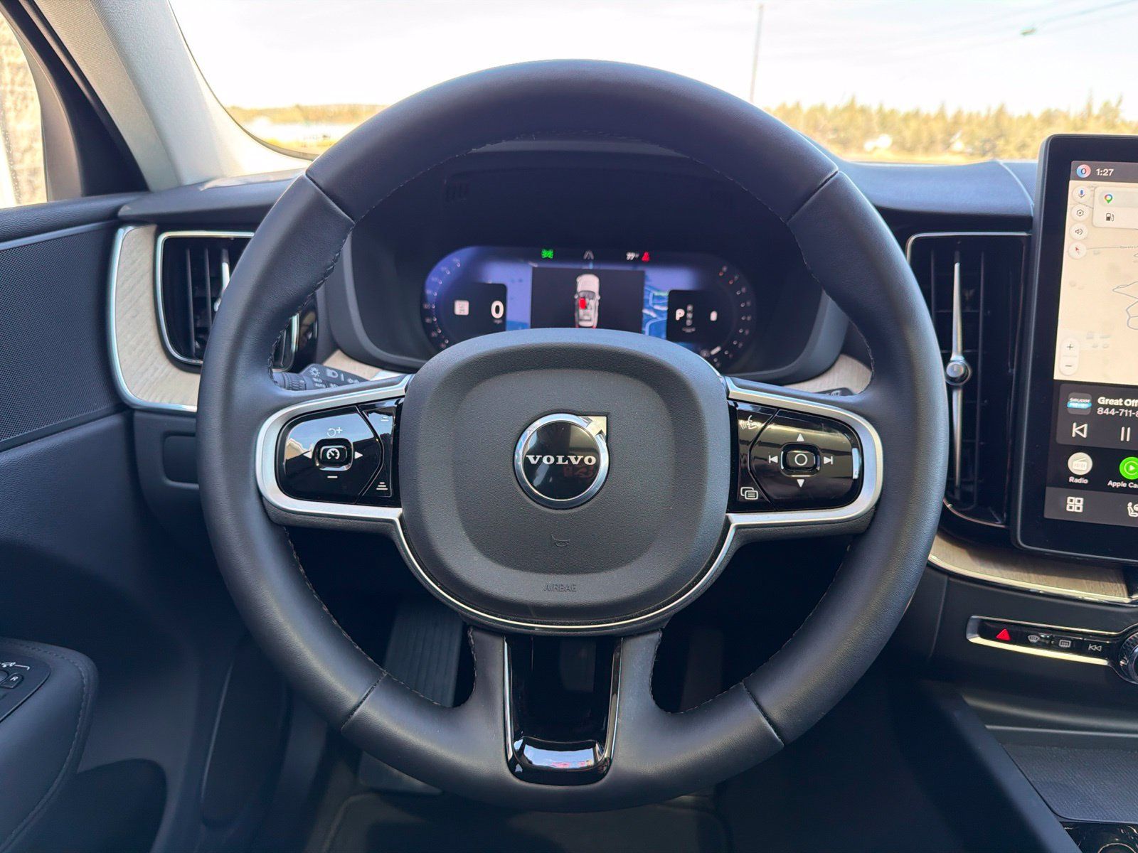 Used 2026 Volvo XC60 B5 Plus AWD/4WD image 11