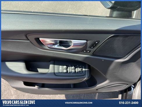 Certified 2025 Volvo XC60 B5 Ultra w/ Protection Package Premier image 15