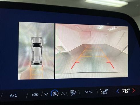 New 2026 Chevrolet Traverse Z71 image 15