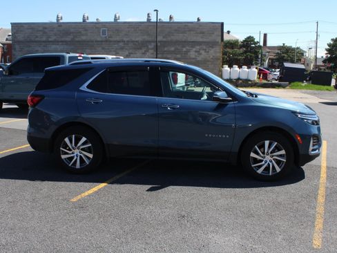 Used 2024 Chevrolet Equinox Premier AWD/4WD image 4