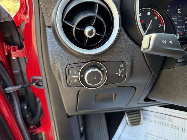 Used 2023 Alfa Romeo Stelvio Ti AWD/4WD image 25