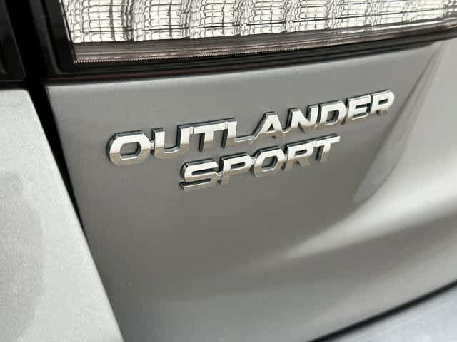 Used 2024 Mitsubishi Outlander Sport SE AWD/4WD image 27