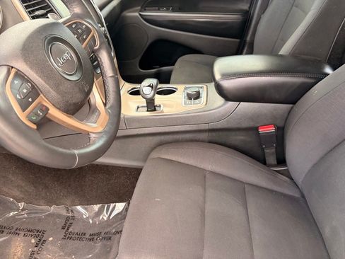 Used 2015 Jeep Grand Cherokee Laredo w/ Quick Order Package 23E AWD/4WD image 20