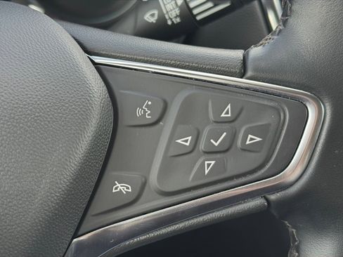 Used 2024 Chevrolet Equinox LT image 19