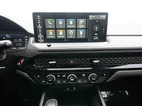 Used 2024 Honda Accord EX-L image 17