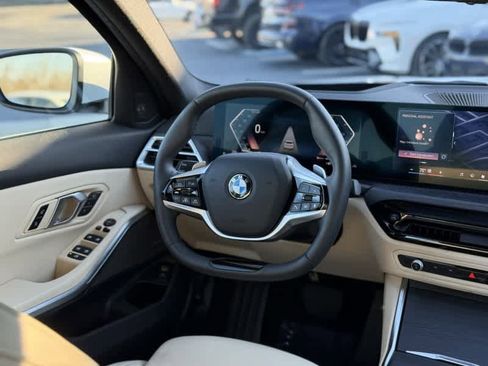 Certified 2025 BMW 330i Sedan w/ Premium Package image 23