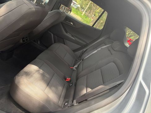 Used 2025 Chevrolet Equinox LT FWD image 21