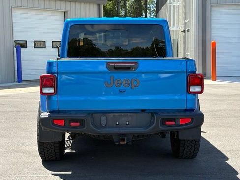 Used 2022 Jeep Gladiator Rubicon w/ Cold Weather Group AWD/4WD image 4