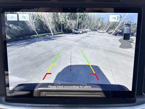 Used 2022 Ford F150 Lariat w/ Trailer Tow Package image 25