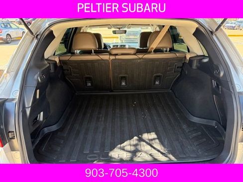 Used 2019 Subaru Outback 2.5i Premium image 14