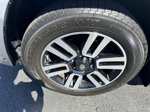 Used 2018 Toyota 4Runner Limited image 10