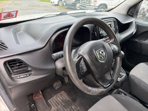 Used 2020 RAM ProMaster City Tradesman FWD image 19