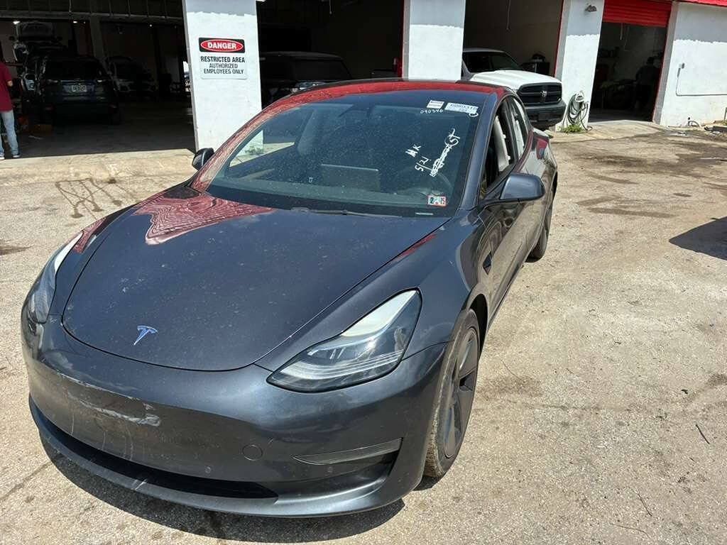 Used 2021 Tesla Model 3 Standard Range Plus RWD image 6