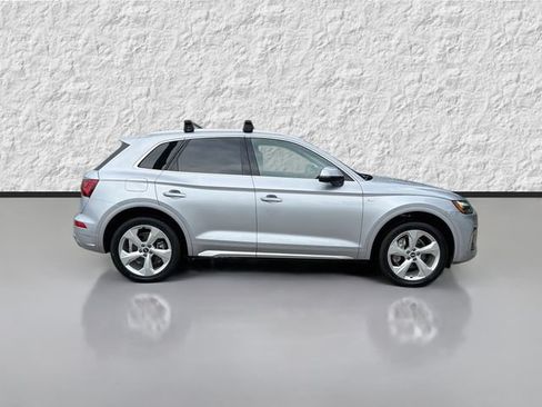 Used 2022 Audi Q5 2.0T Premium Plus AWD/4WD image 2