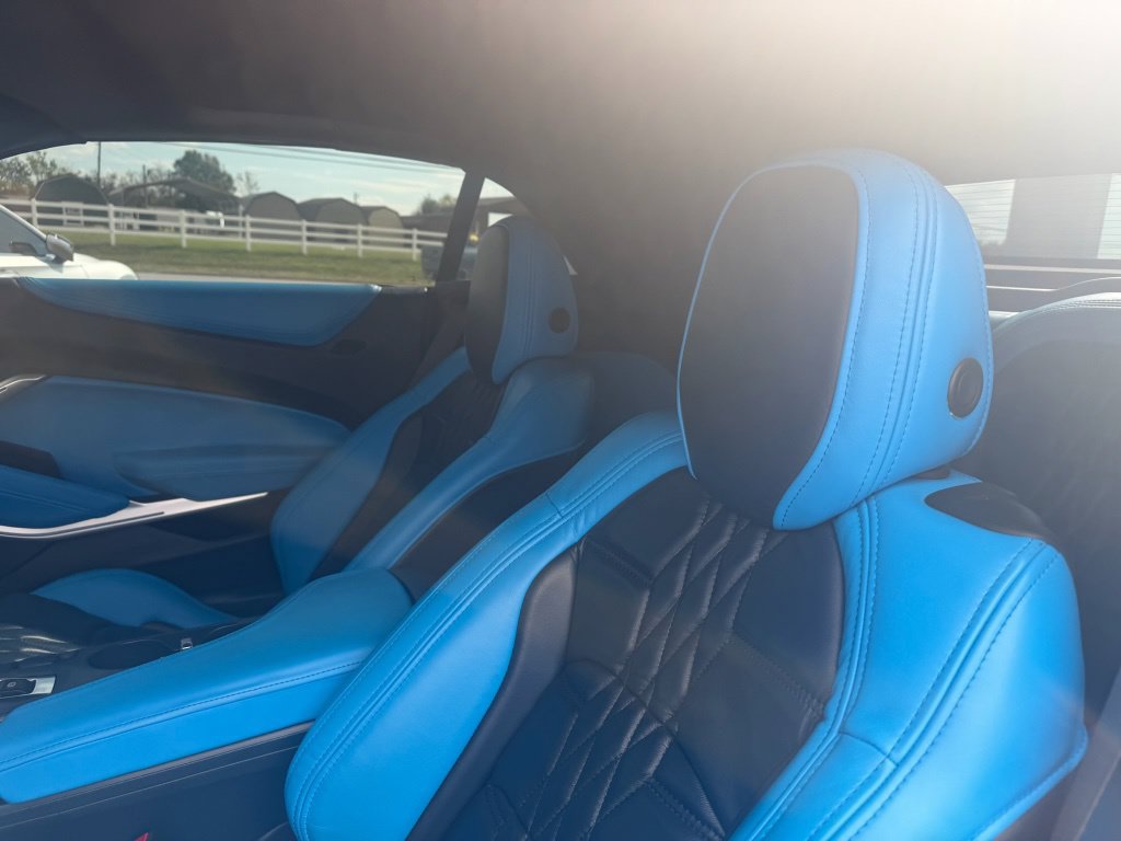 Used 2022 Chevrolet Camaro ZL1 RWD image 11
