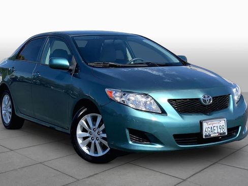 Used 2009 Toyota Corolla LE FWD image 2