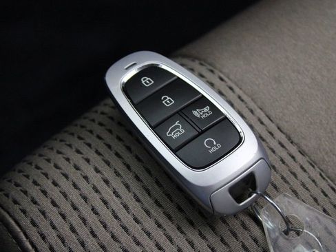 Used 2023 Hyundai Santa Fe SEL w/ Cargo Package image 29